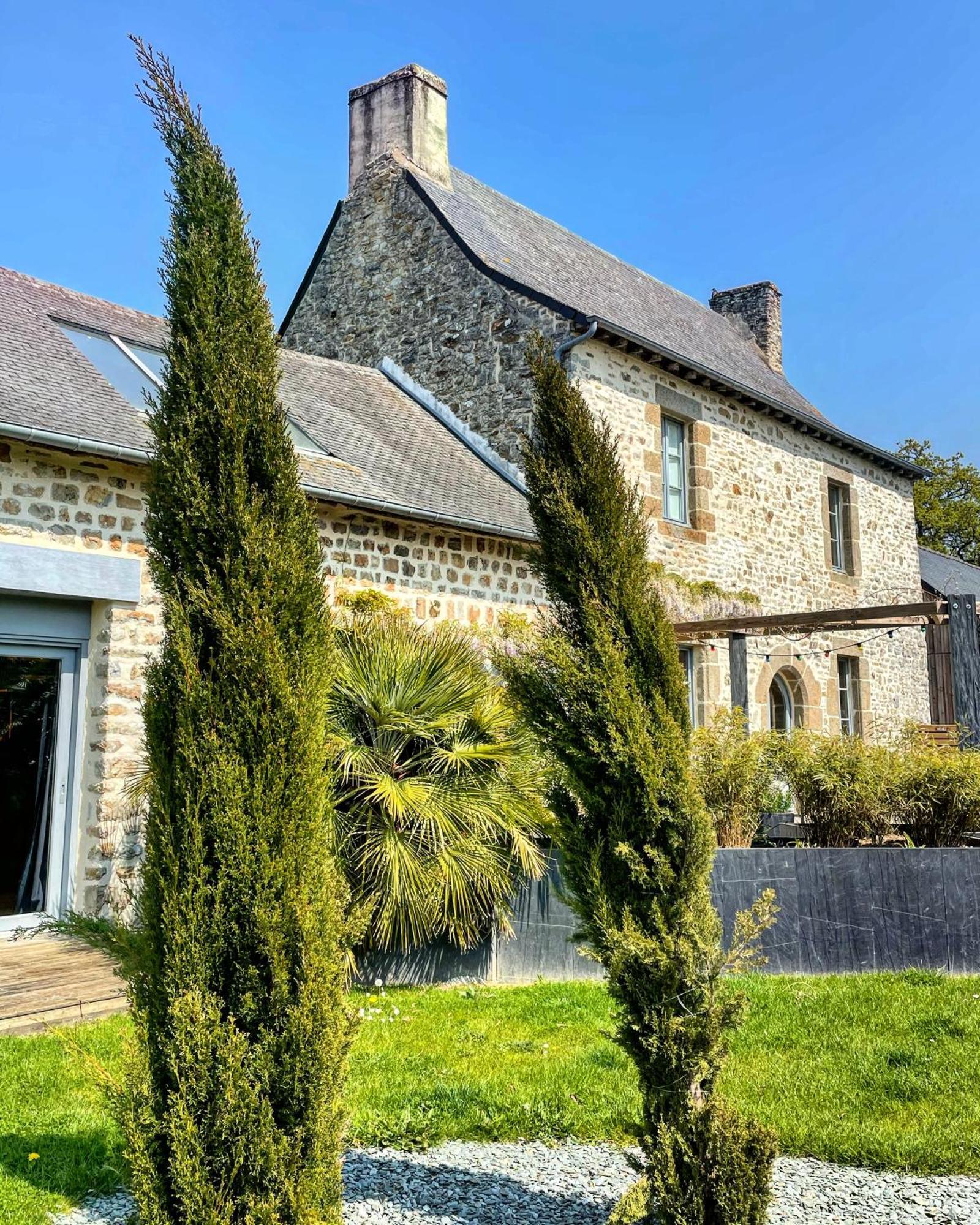 Manoir de la Nogrie - Chambre de charme 2 à 4 personnes Val-d'Ize Exterior foto
